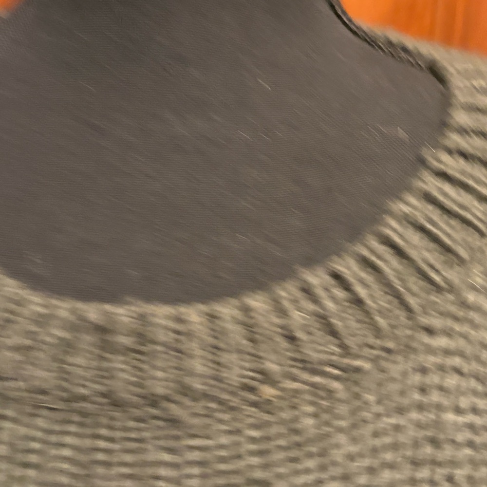 Merry Knit Sweater - Picture 5 of 6